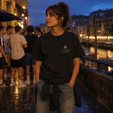 Txosna camiseta Bilbao Negro - frontal en ambiente de Aste Nagusia
