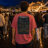 Txosna camiseta Bilbao Carmesí - espalda en ambiente de Aste Nagusia